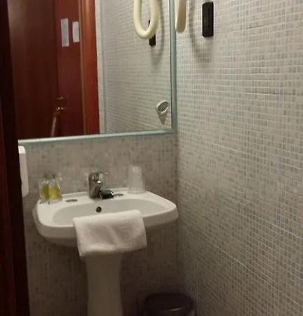 Отель Acquaverde 2*